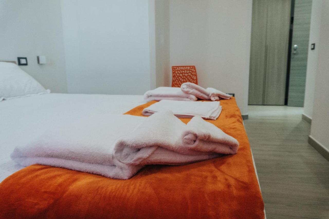 Harmony Guest House Leporano Luaran gambar