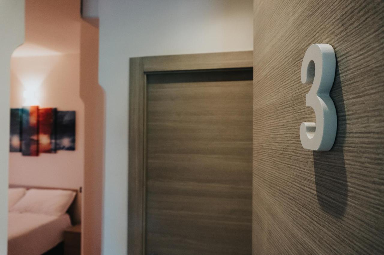 Harmony Guest House Leporano Luaran gambar